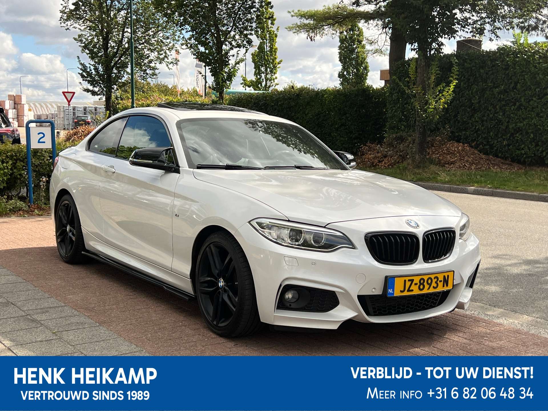 BMW 220