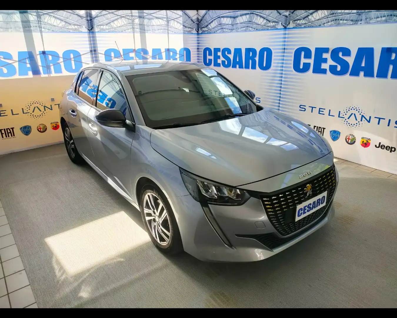 Peugeot 208 5 Porte 1.5 BlueHDi Allure Pack Grigio - 1