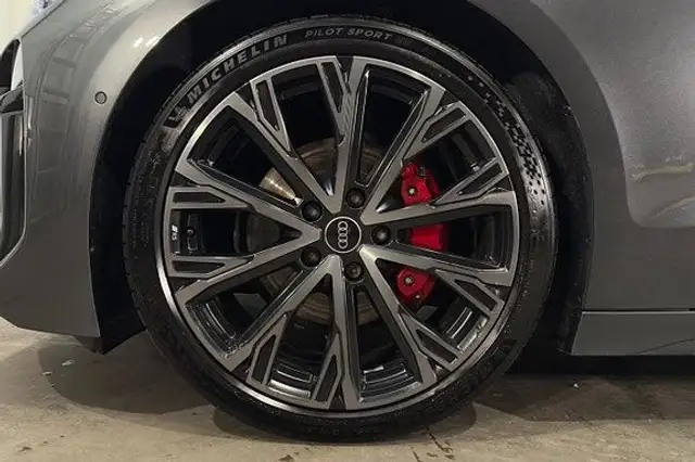 Audi A6 e-tron performance plus 270 kW edition one S-Line, 21", B&O,  AHV Daytona-Grey Ansicht 8
