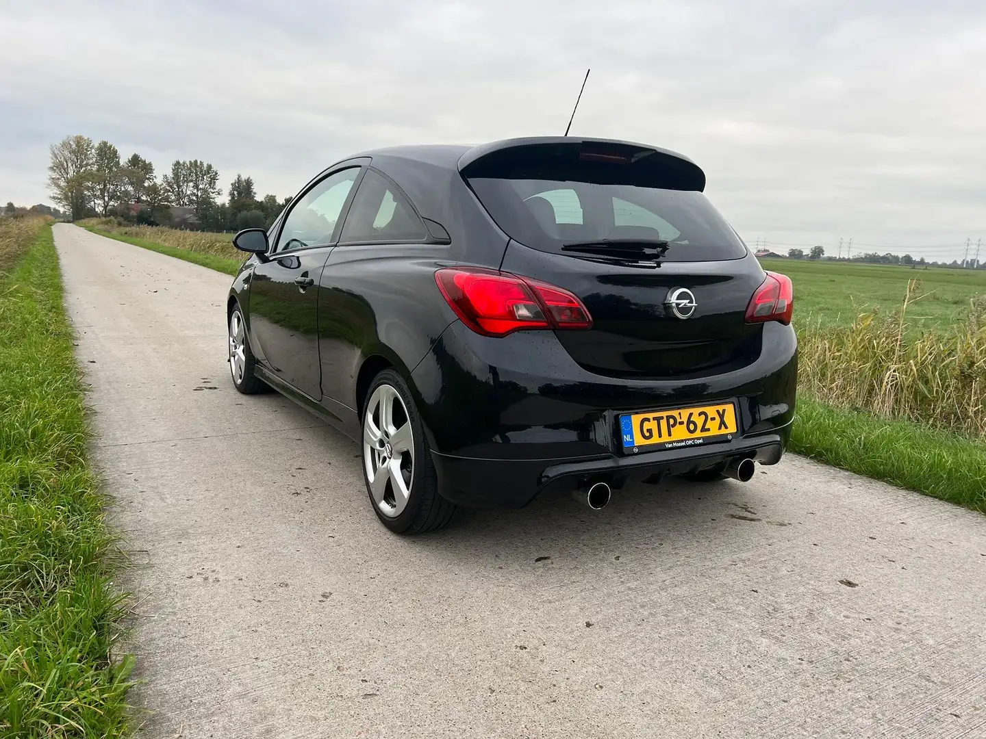 Opel Corsa-e Corsa-e 1.6 Turbo OPC Negru - 2