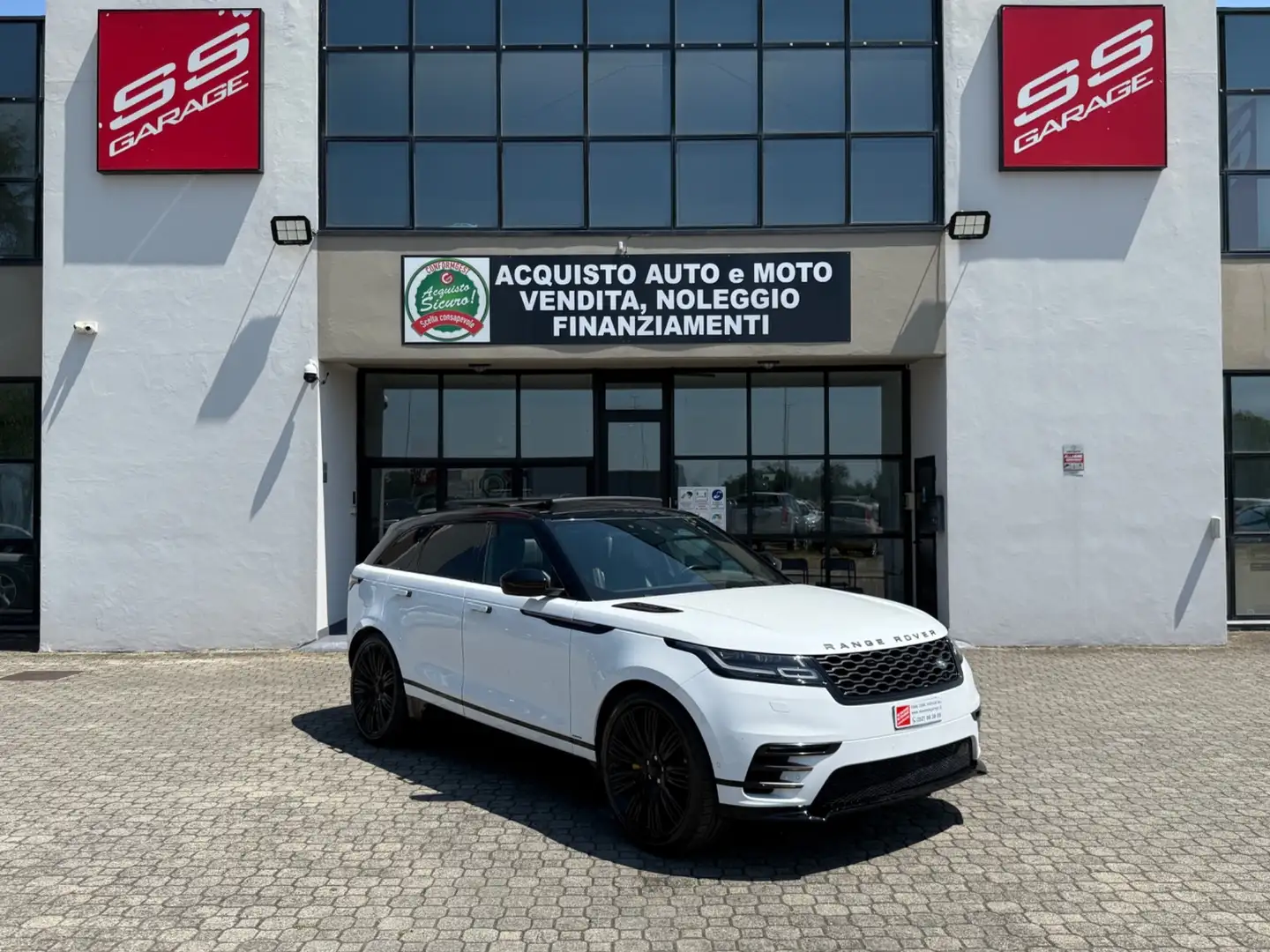 Land Rover Range Rover Velar Range Rover Velar 3.0D V6 300 CV R-Dynamic HSE Bianco - 1