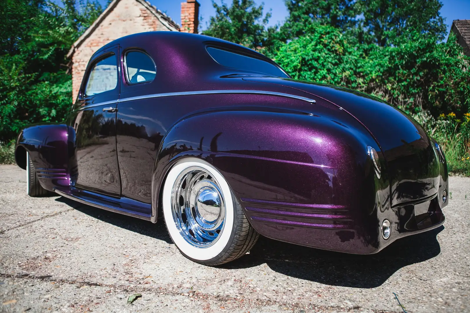 Plymouth P12 Business DeLuxe - Street Rod Fialová - 2