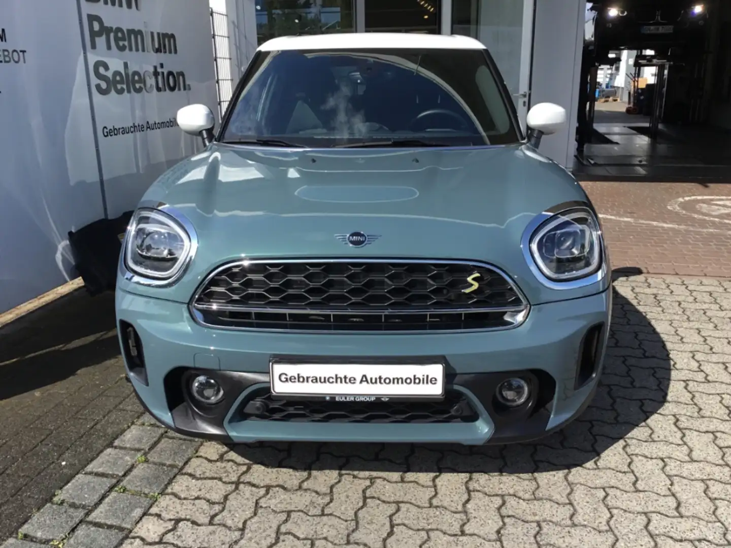 MINI Cooper SE ALL4 El. Panodach Navi Leder LED Dyn. Kurvenlicht Zelená - 2