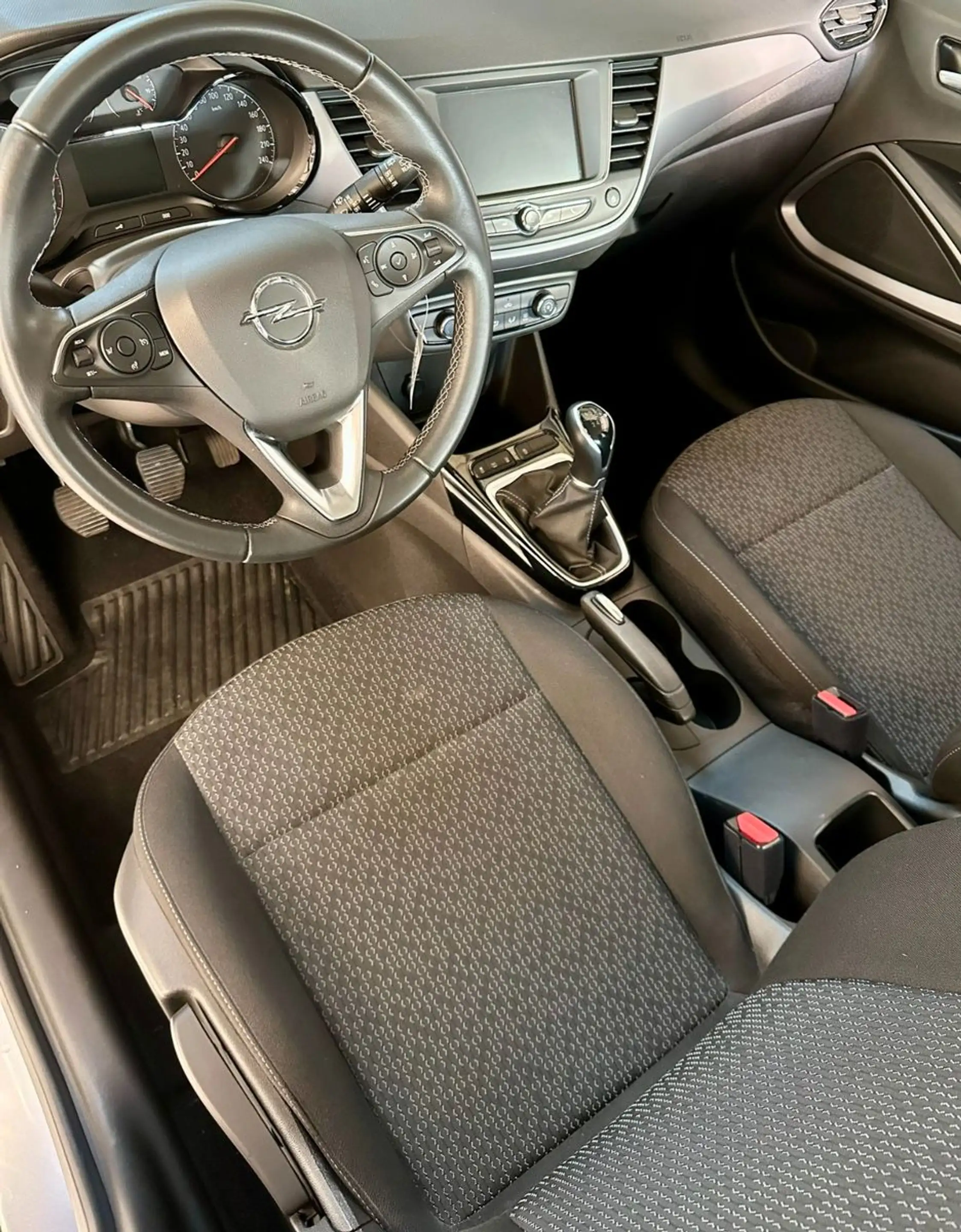Opel Crossland X Opel Crossland Edition 1.2 — photo 11