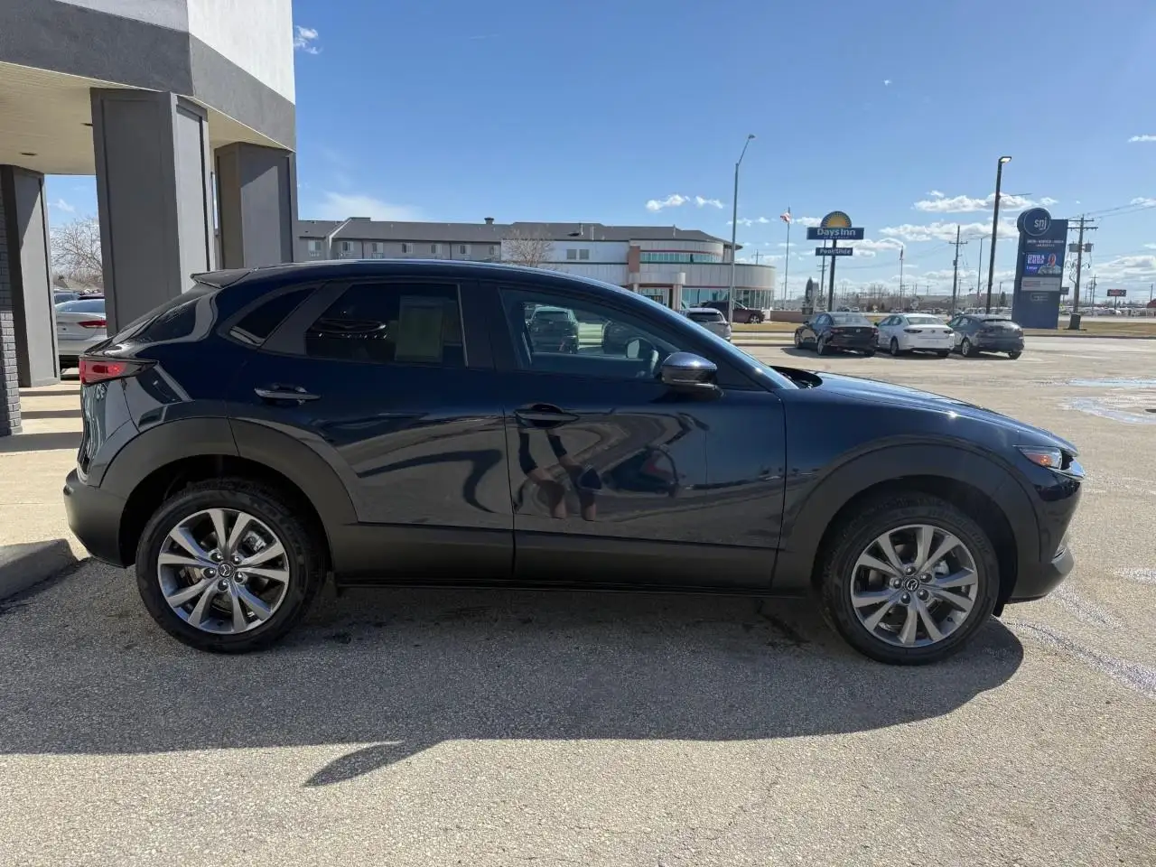 Mazda CX-30 photo Mazda CX-30