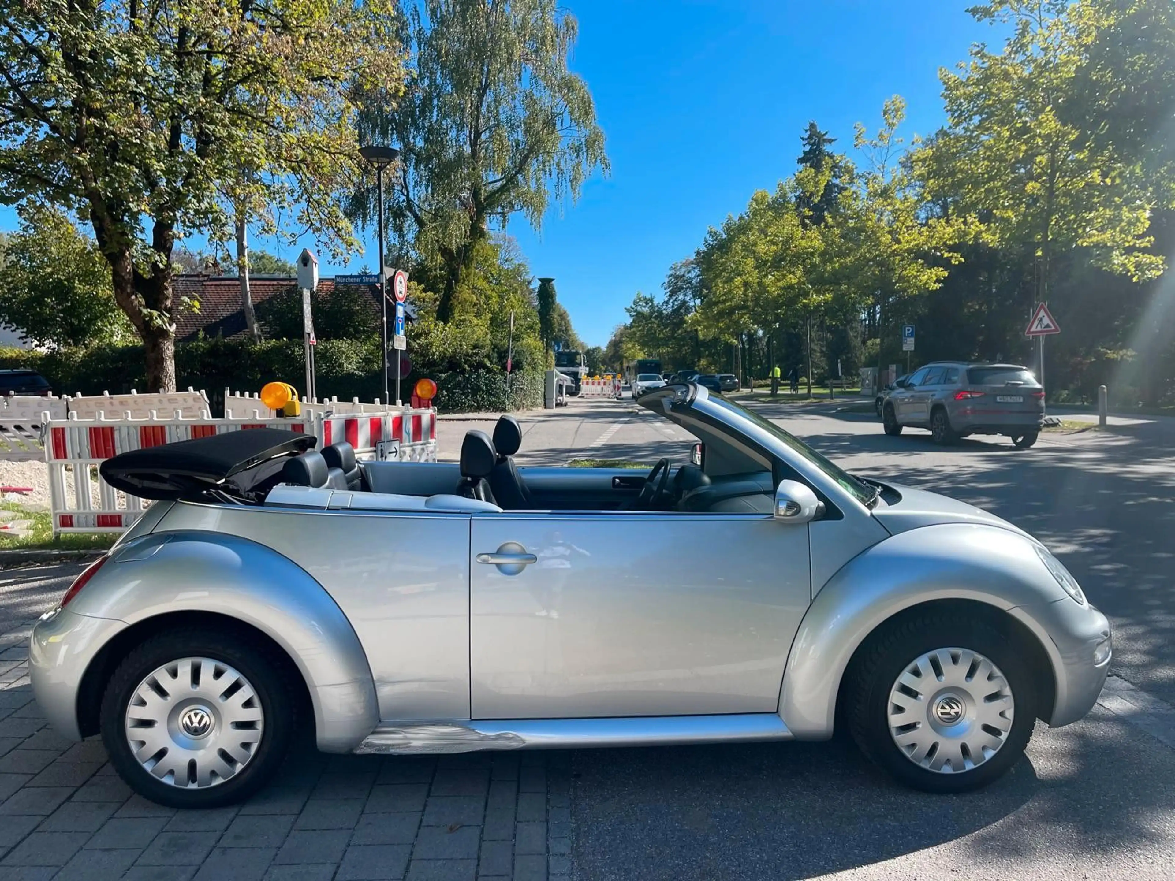 Volkswagen New Beetle 2.0 Highline Cabriolet — photo 7