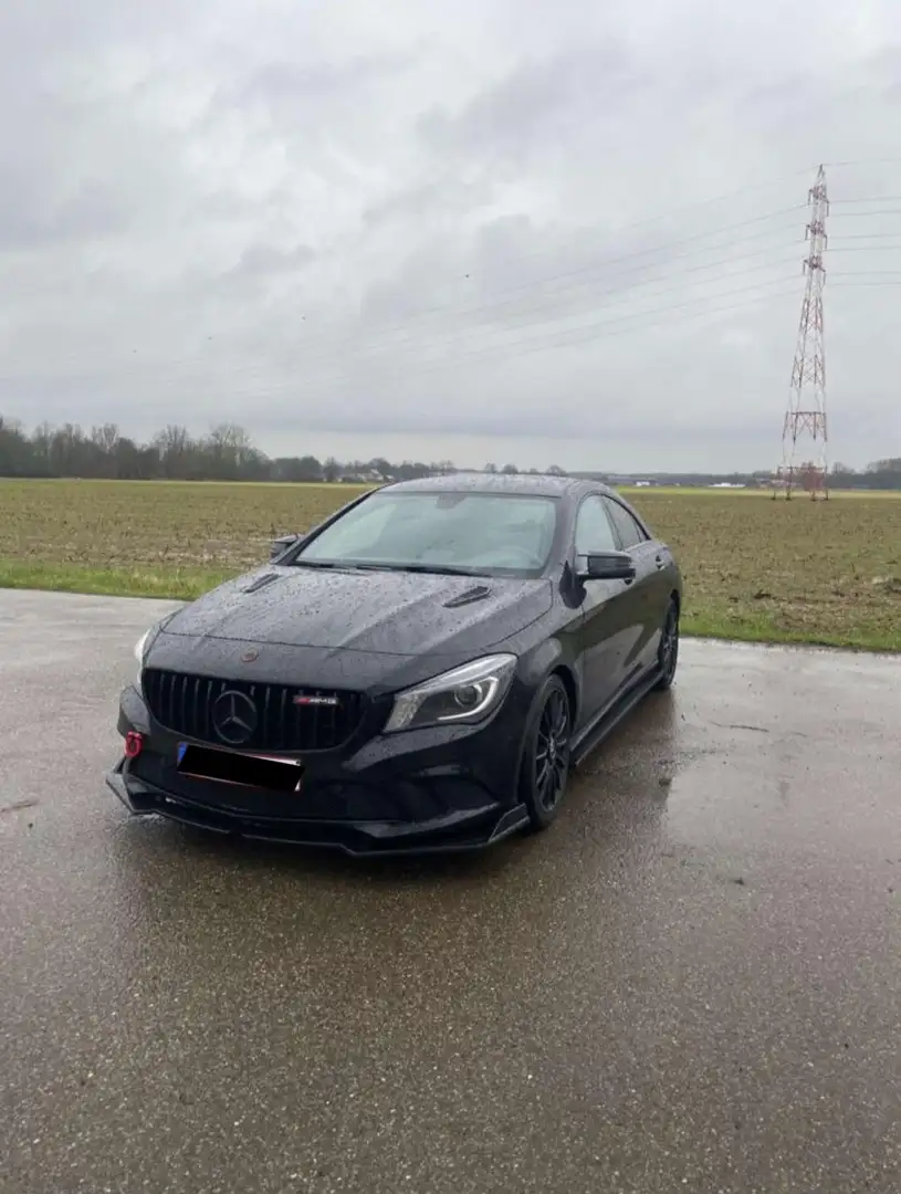 Mercedes-Benz CLA 200 Urban - 1