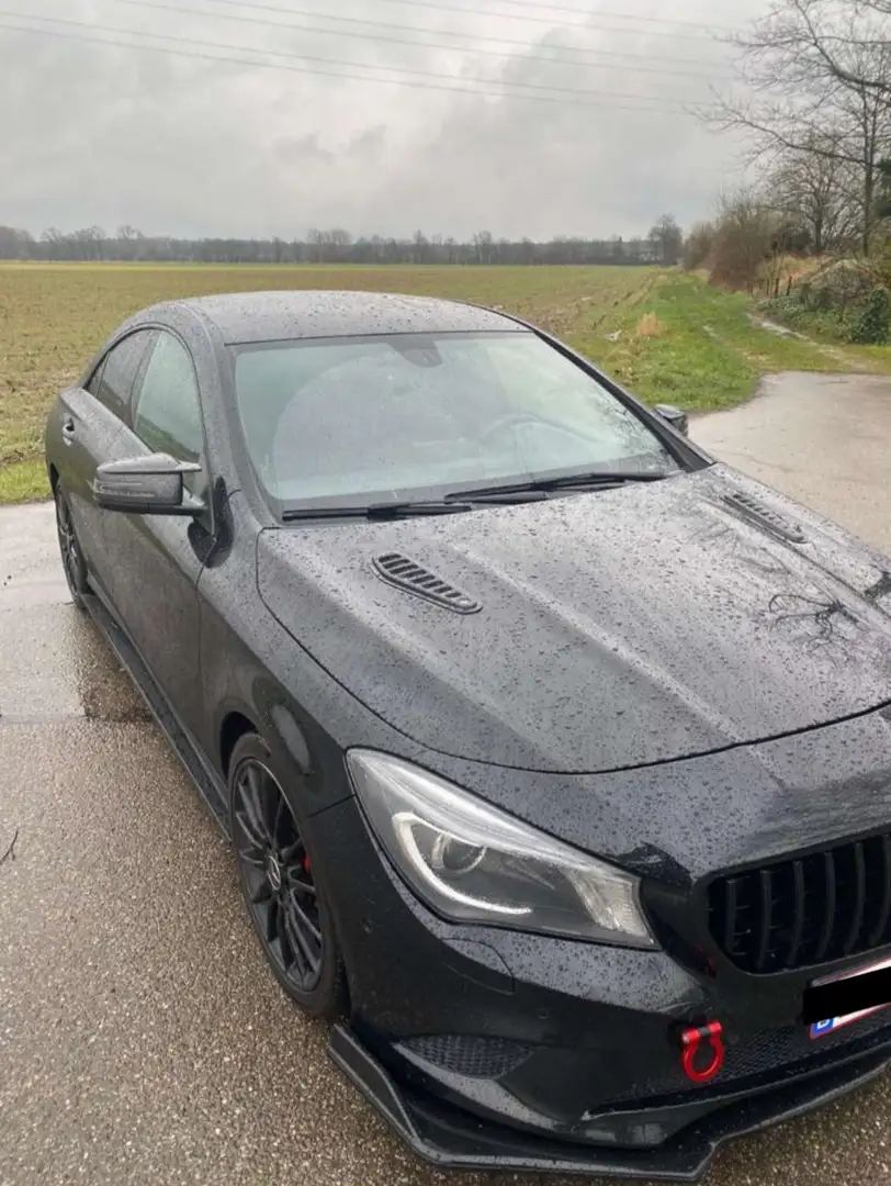 Mercedes-Benz CLA 200 Urban - 2
