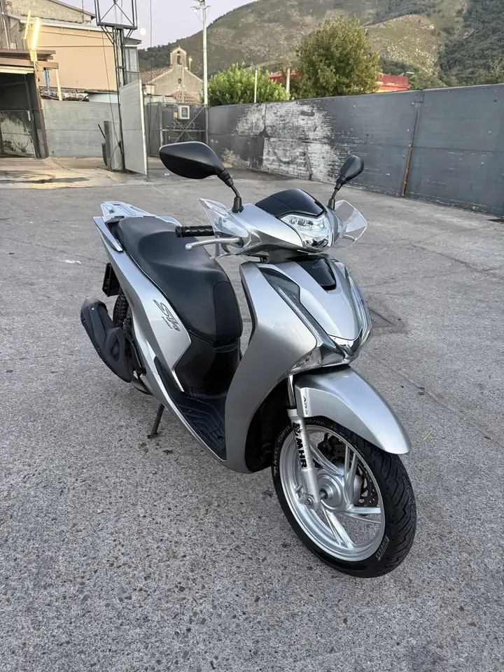 Honda SH 125i