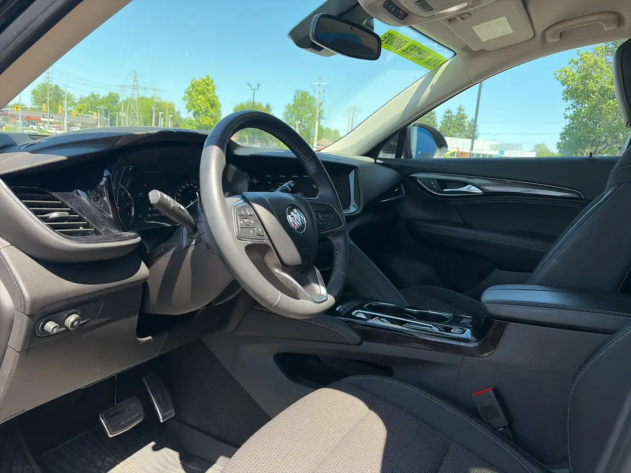 Buick Envision photo Buick Envision