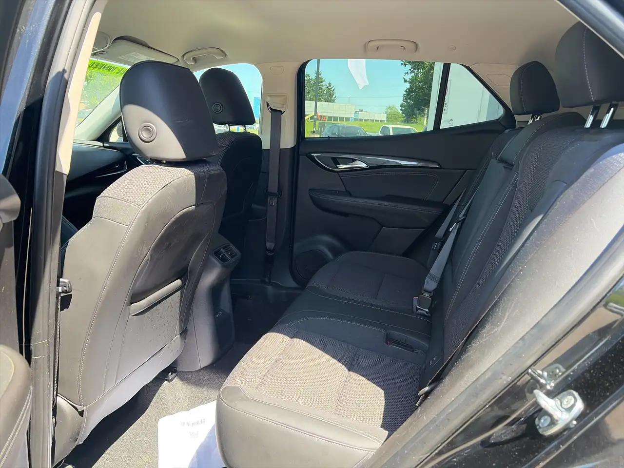 Buick Envision photo Buick Envision