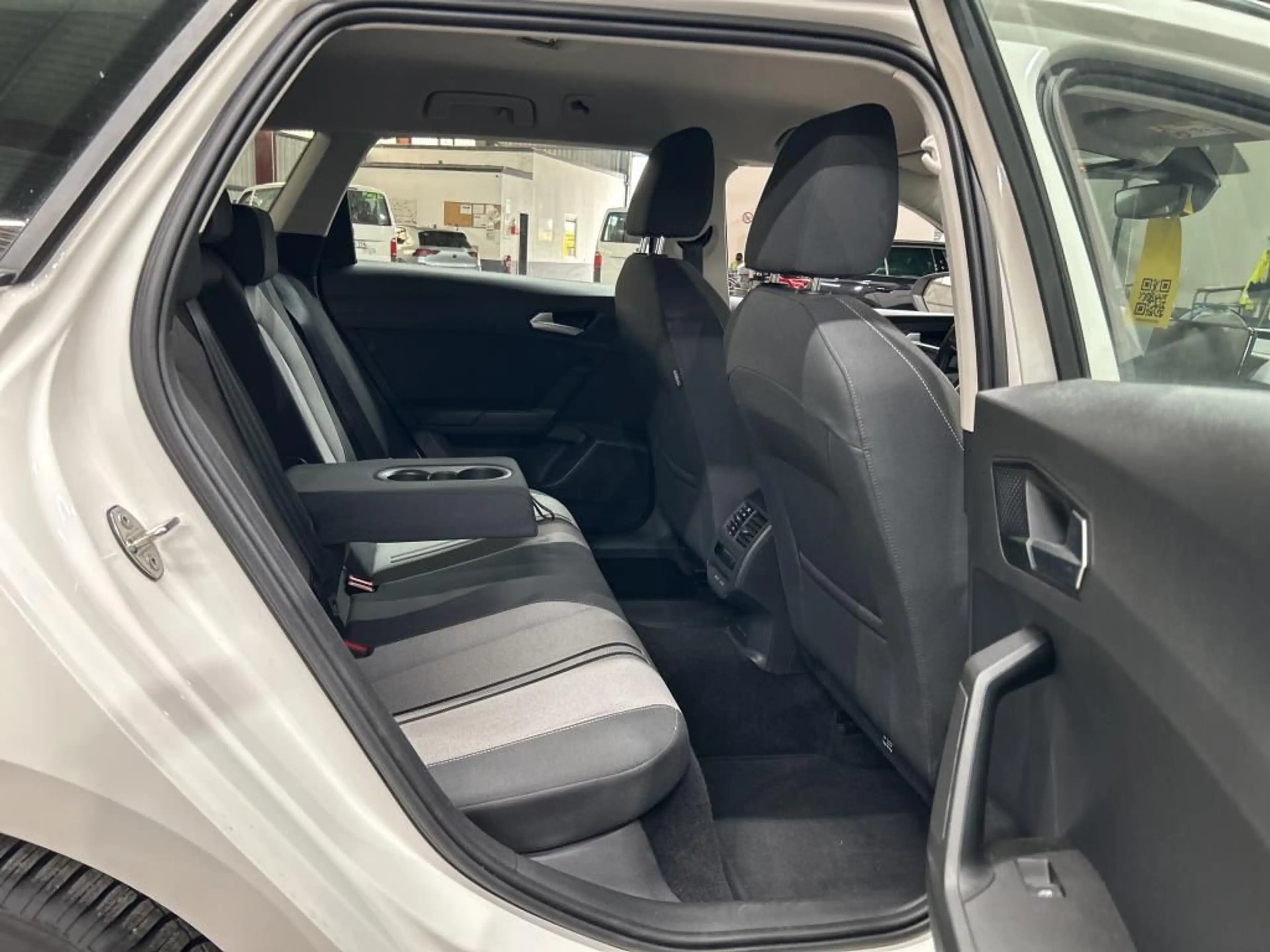 SEAT Leon Sportstourer 2.0 TDI Style LED/ACC/Kam/SHZ — photo 6