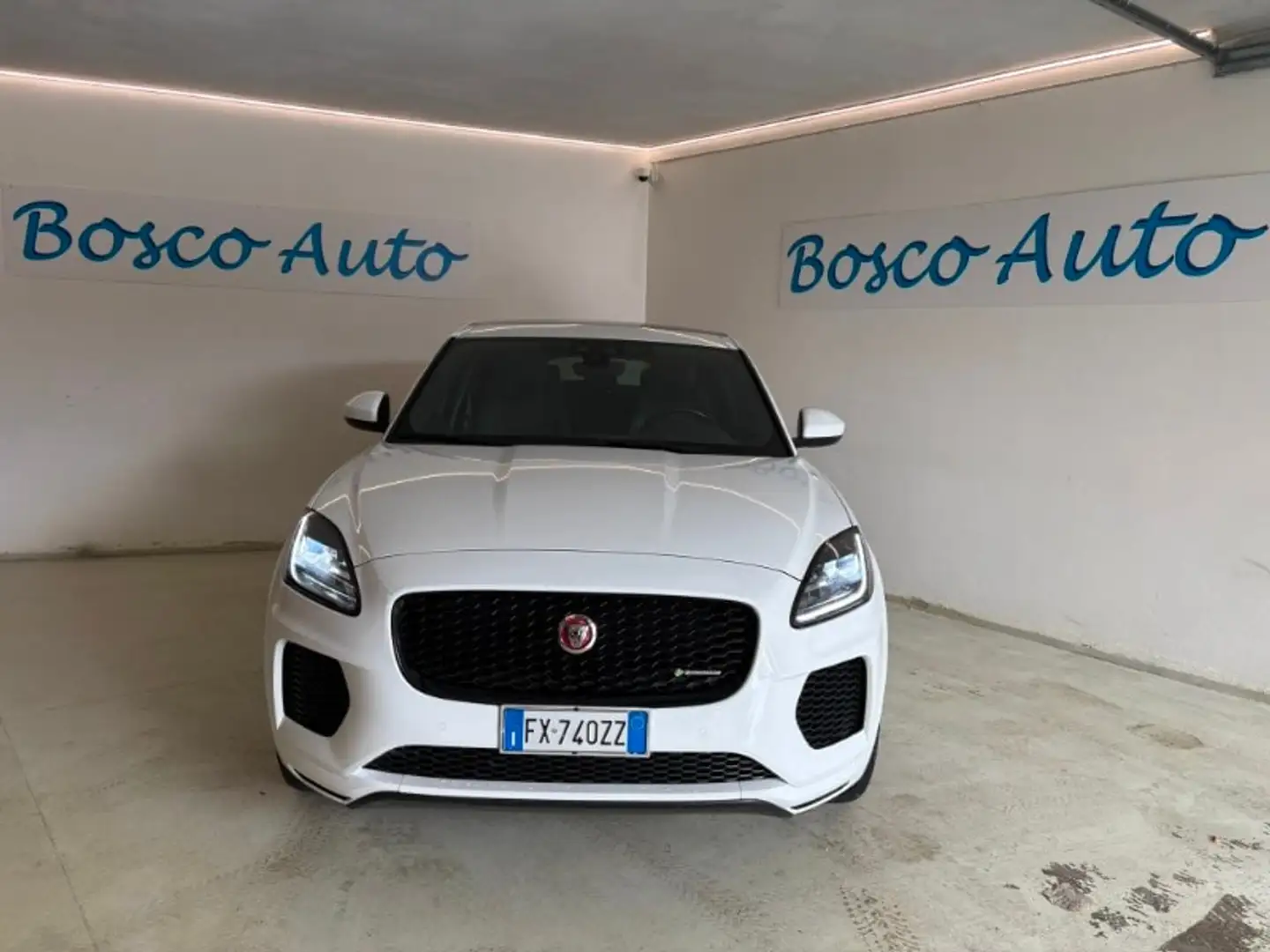Jaguar E-Pace E-Pace 2.0D 150 CV AWD aut. R-Dynamic S Weiß - 1
