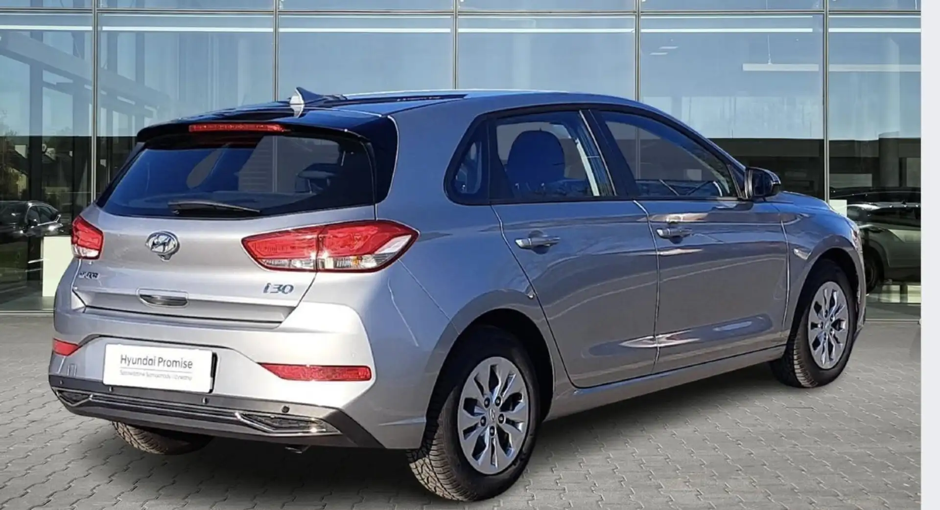 Hyundai i30 1.0 NAVI - CRUISE CONTROL - PARKEERSENSOREN Zilver - 2