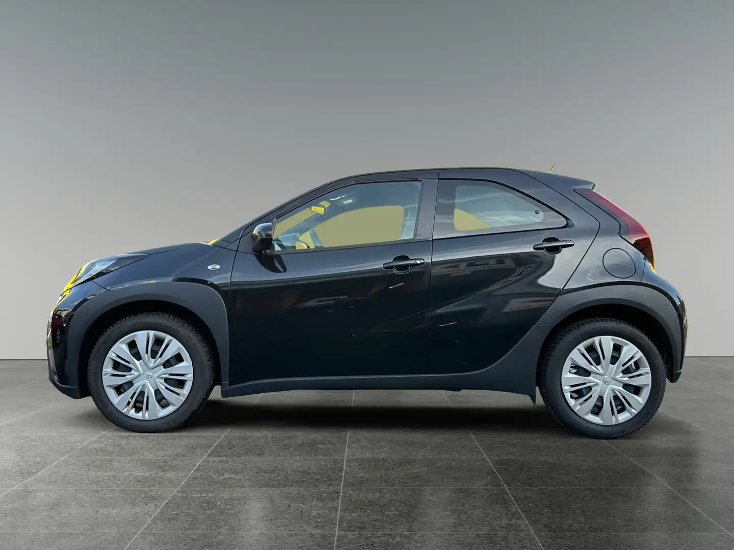 Toyota Aygo X 1,0 l Play Noir - 2