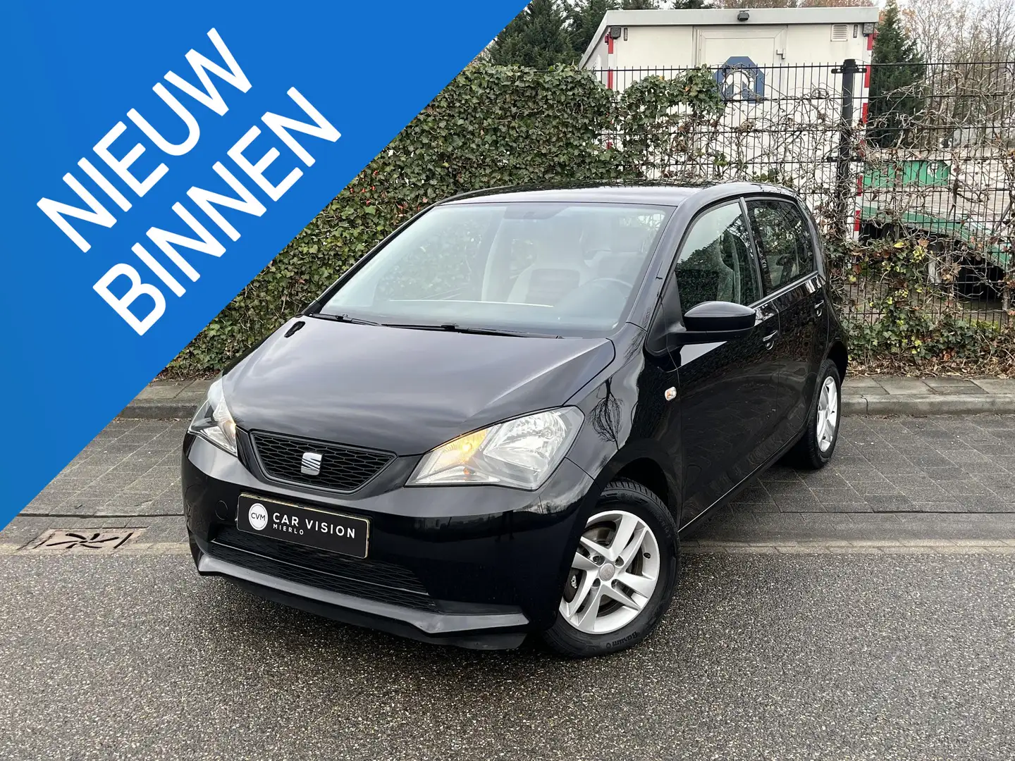 SEAT Mii 1.0 Style * Airco * Garantie * Apk 10-2026 Zwart - 1