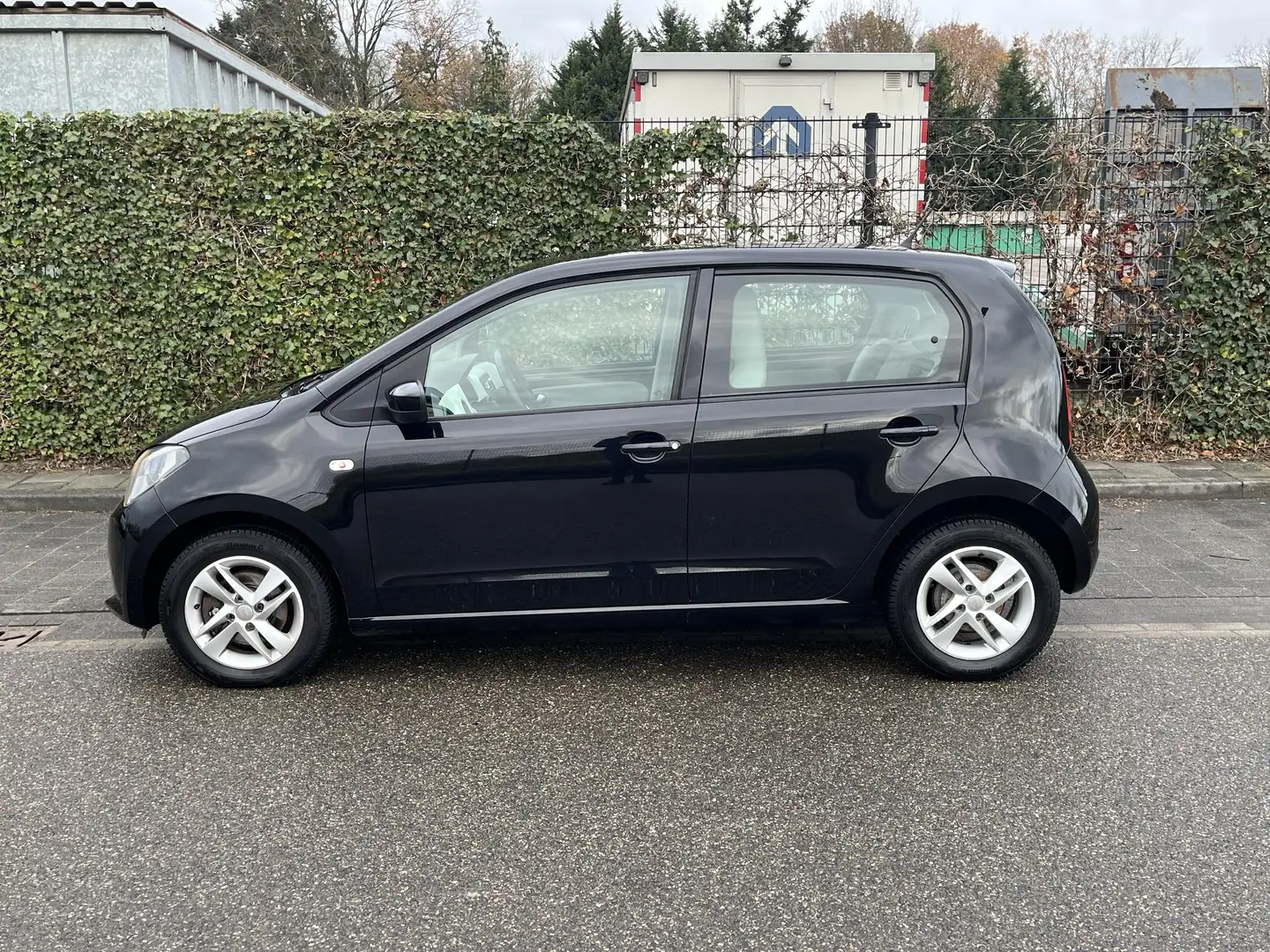 SEAT Mii 1.0 Style * Airco * Garantie * Apk 10-2026 Zwart - 2