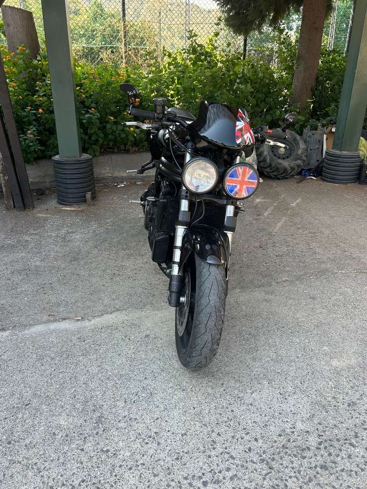 Triumph Speed Triple 955i full optional scarico cerchi  specchietti frecce