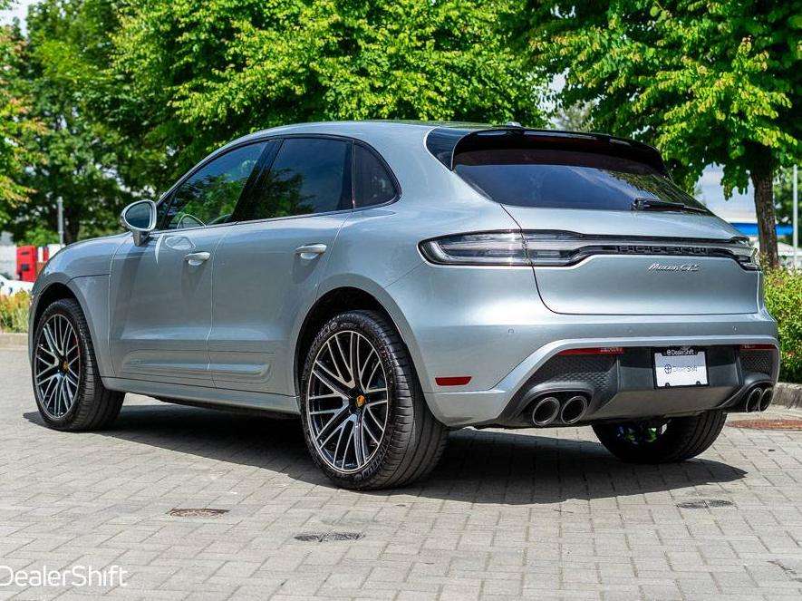 2022 Porsche Macan GTS, Premium Plus Package, 1-Owner, No Accidents thumb 6