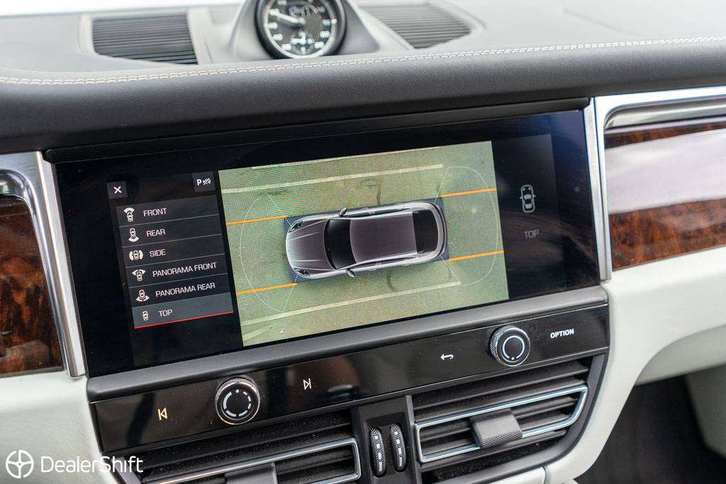 2022 Porsche Macan GTS, Premium Plus Package, 1-Owner, No Accidents thumb 16