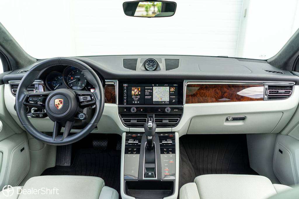 2022 Porsche Macan GTS, Premium Plus Package, 1-Owner, No Accidents thumb 11