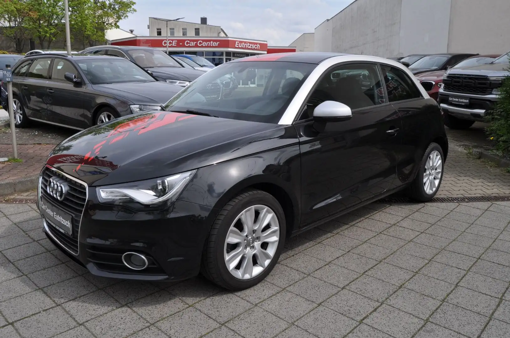 Audi A1 1.4 TFSI S Line Xenon APS Competition - Kit Schwarz - 1