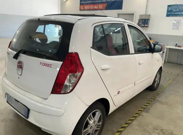 Hyundai i10 i10 Fiorucci con tetto apribile uniproprietario
