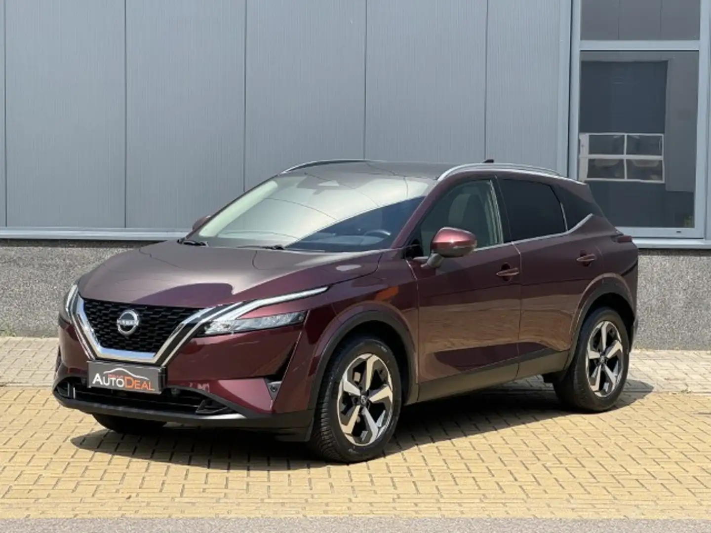 Nissan Qashqai 1.3 MHEV N-Connecta Pano dak Rood - 1