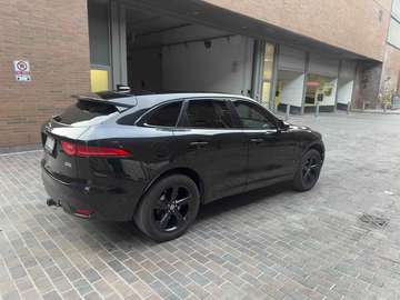 25t AWD R-Sport