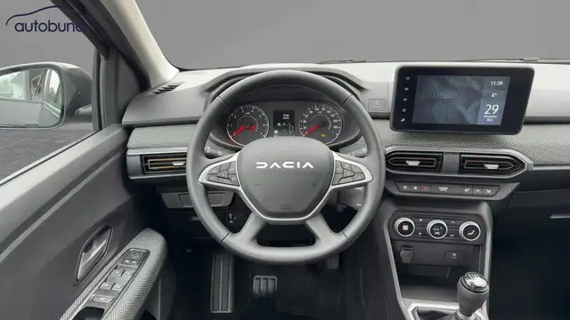 Dacia Sandero view 9