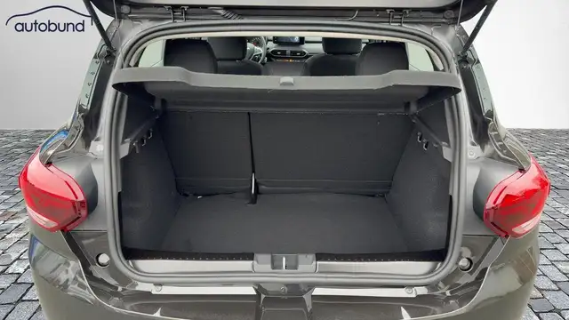 Dacia Sandero view 8