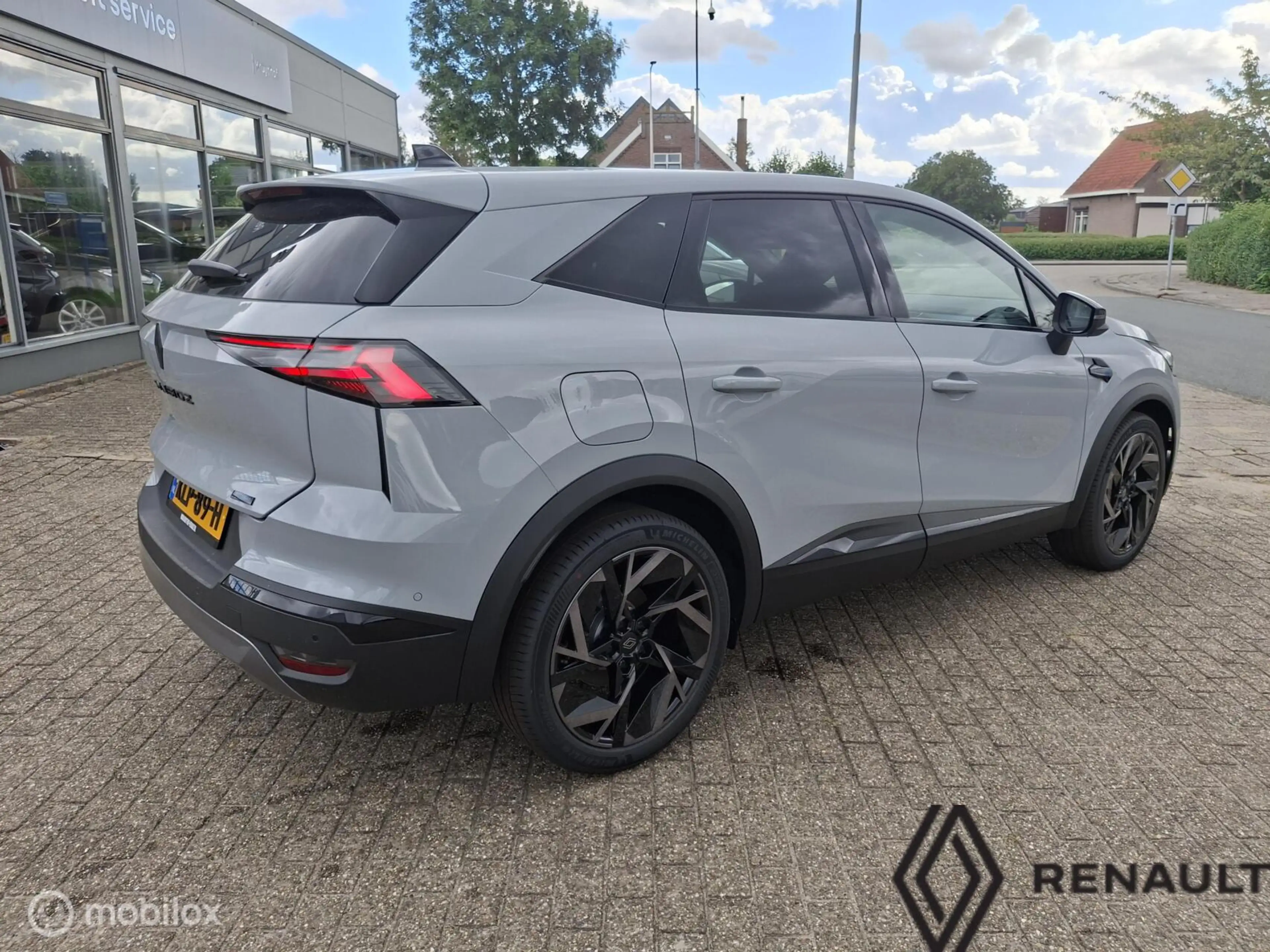 Renault Symbioz 1.8 E-Tech full hybrid 160 esprit Alpine — photo 3
