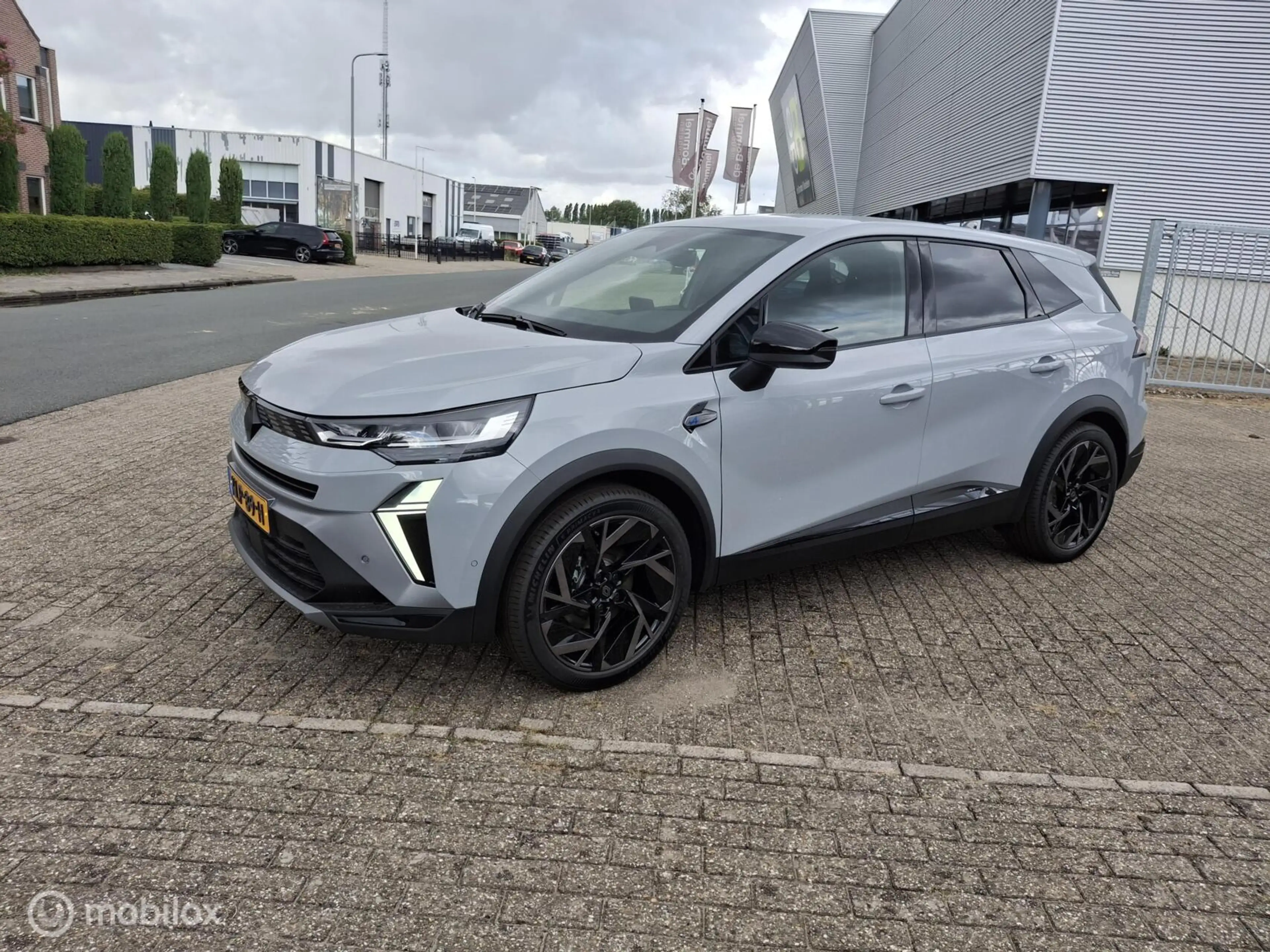 Renault Symbioz 1.8 E-Tech full hybrid 160 esprit Alpine — photo 6