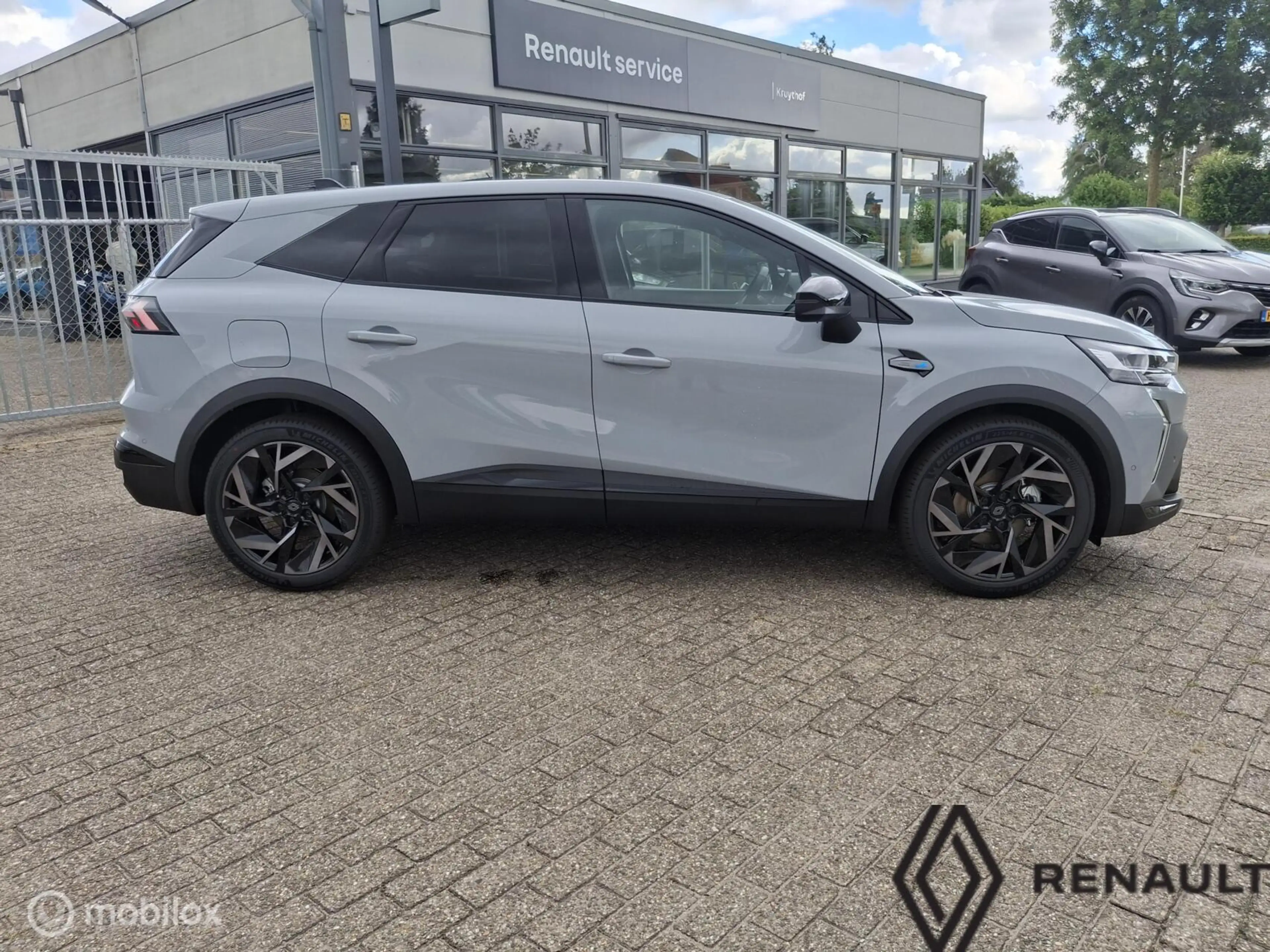 Renault Symbioz 1.8 E-Tech full hybrid 160 esprit Alpine — photo 2