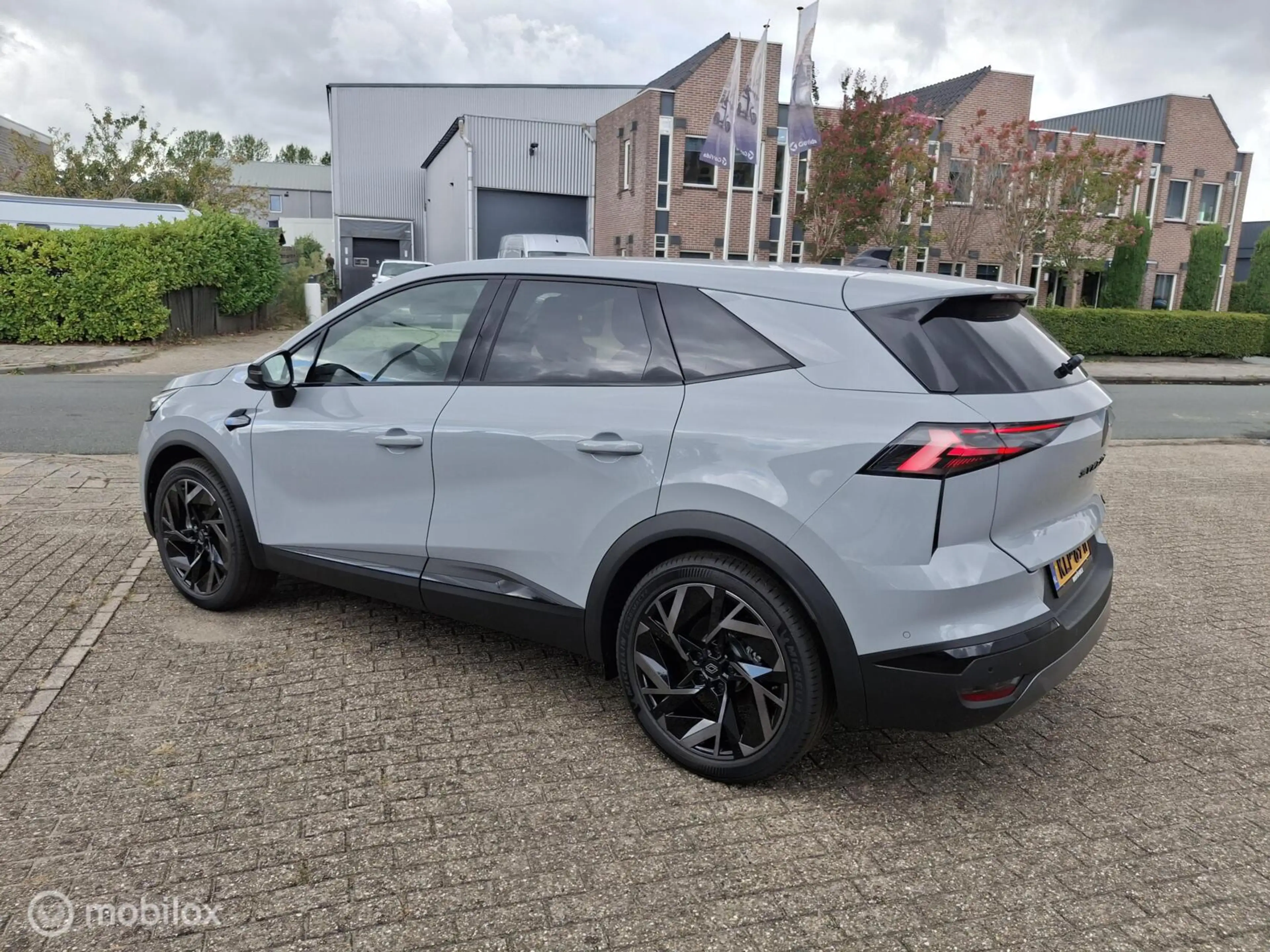 Renault Symbioz 1.8 E-Tech full hybrid 160 esprit Alpine — photo 4