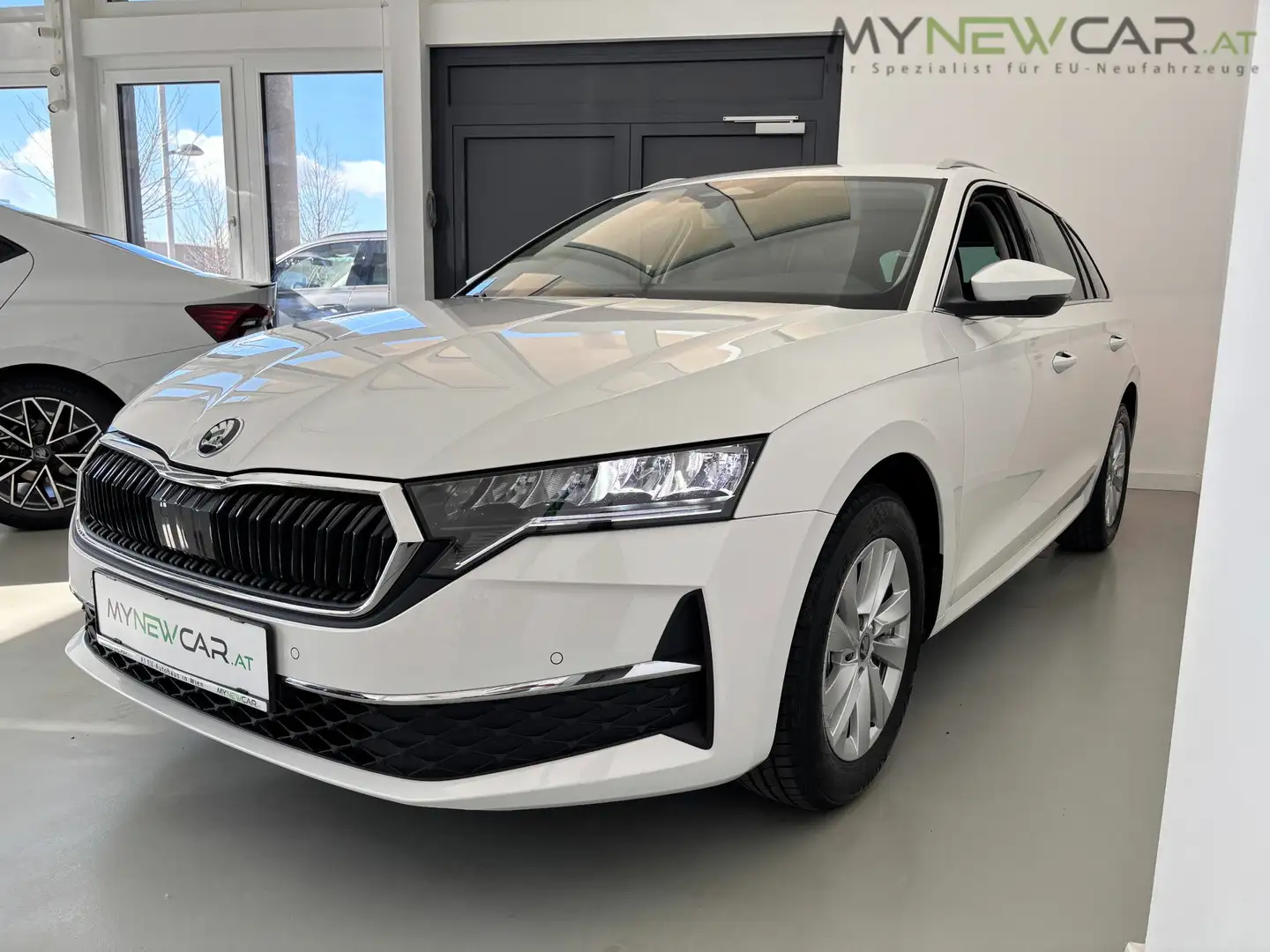 Skoda Octavia Combi Selection 1,5 TSI mHEV DSG **NEU** Weiß - 2