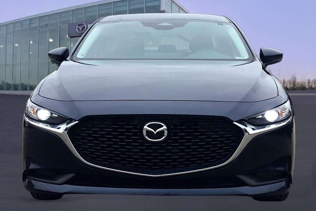 2025 Mazda Mazda3 GS — photo 3