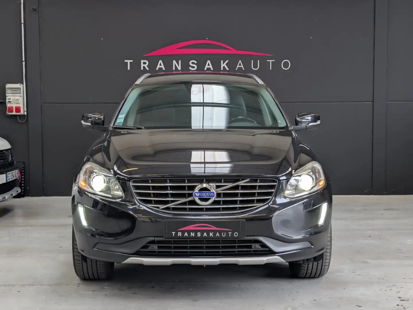 Volvo XC60 XC60 D4 181 ch S\u0026amp;S Ocean Race Edition Geartronic A Schwarz - 2