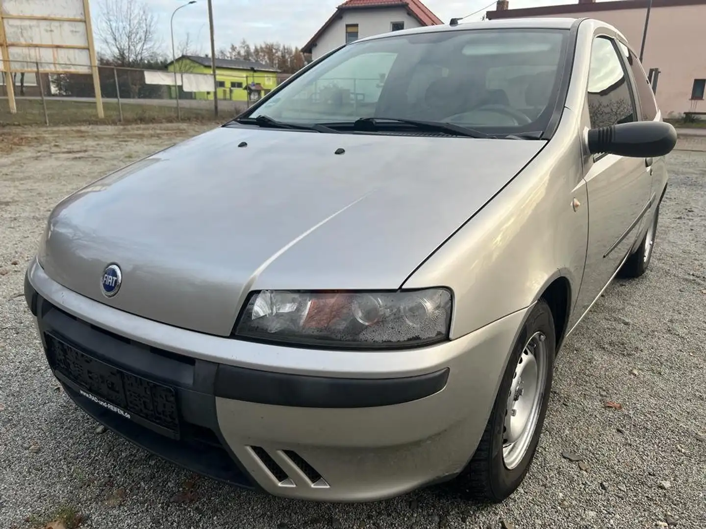 Fiat Punto 1.2 Klima/ 116000Km/ WinterR/ TÜV/AU 06-2025 Silber - 1