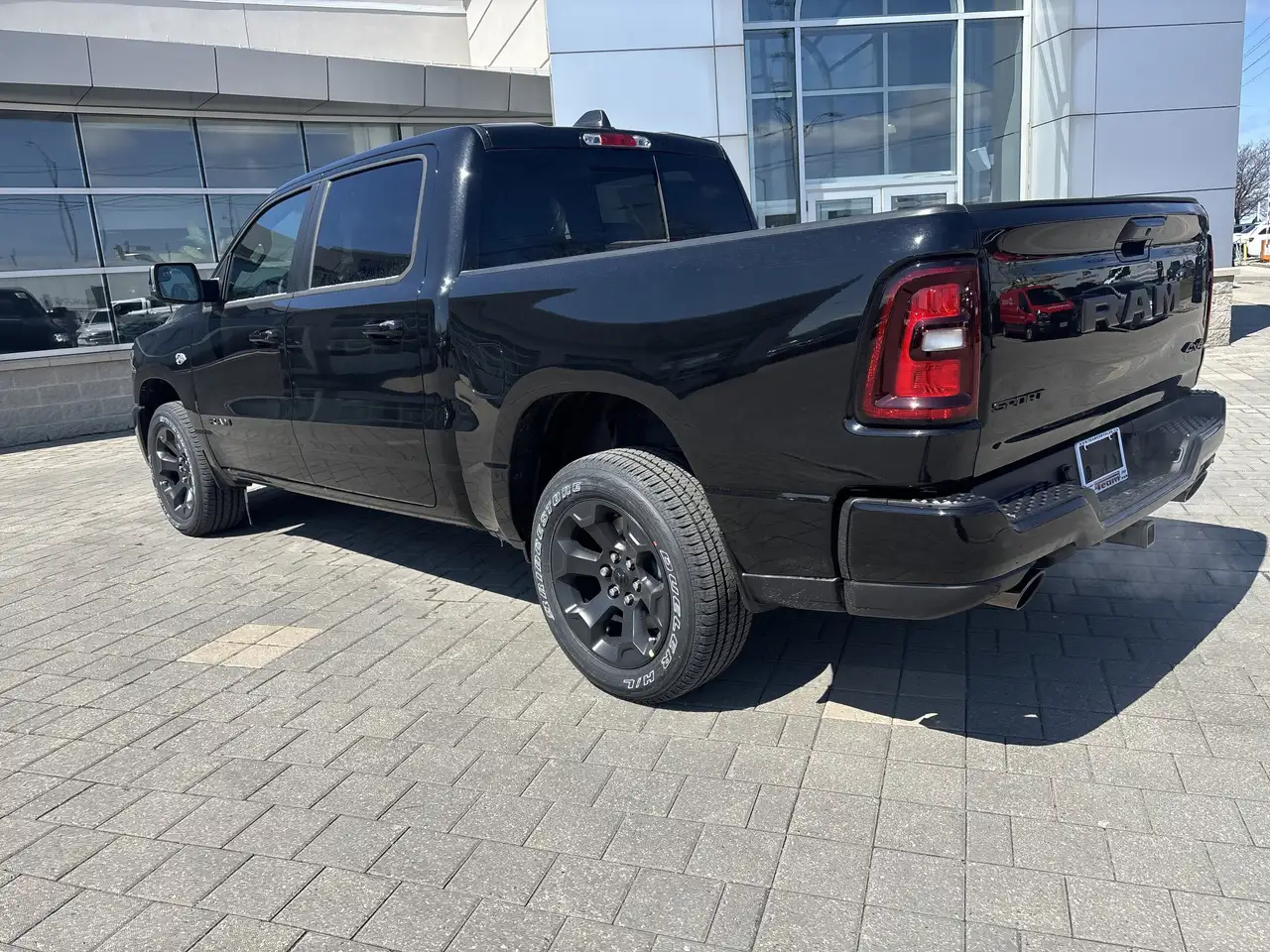 RAM 1500 снимка RAM 1500