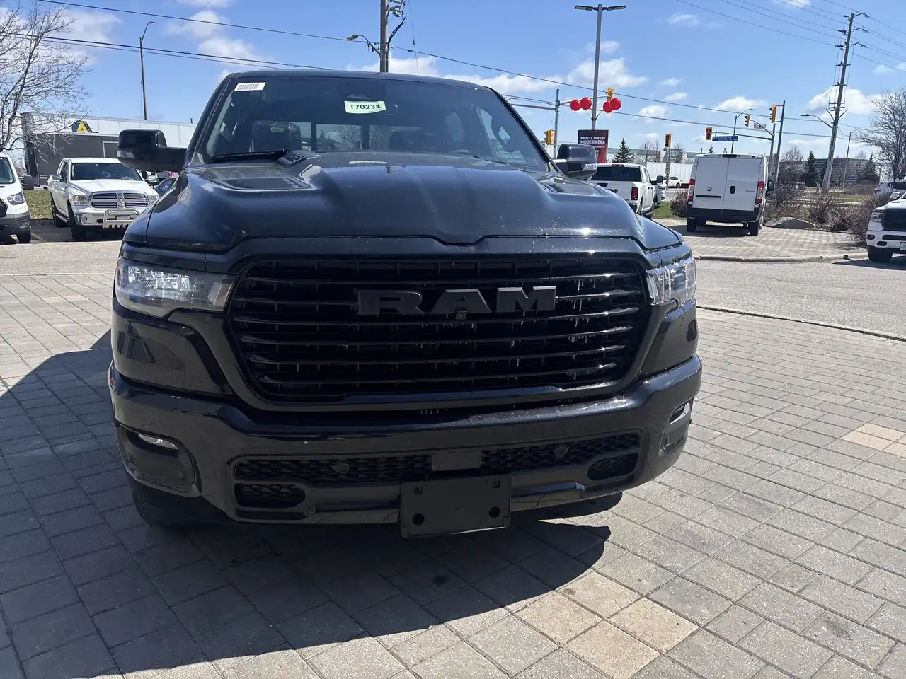 RAM 1500 снимка RAM 1500
