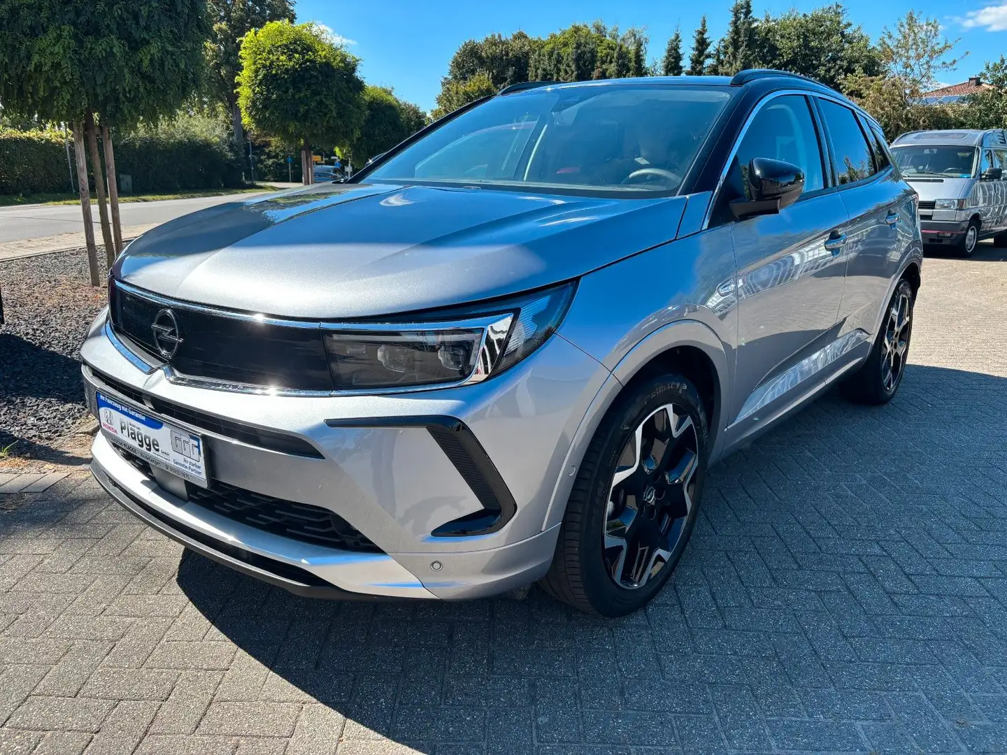 Opel Grandland X Grandland 1.2 Turbo Ultimate Grau - 1