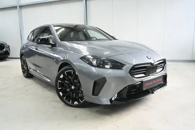 BMW 135 M135i xDrive M-Sport Pro PANO*INNO*HEADUP*19'