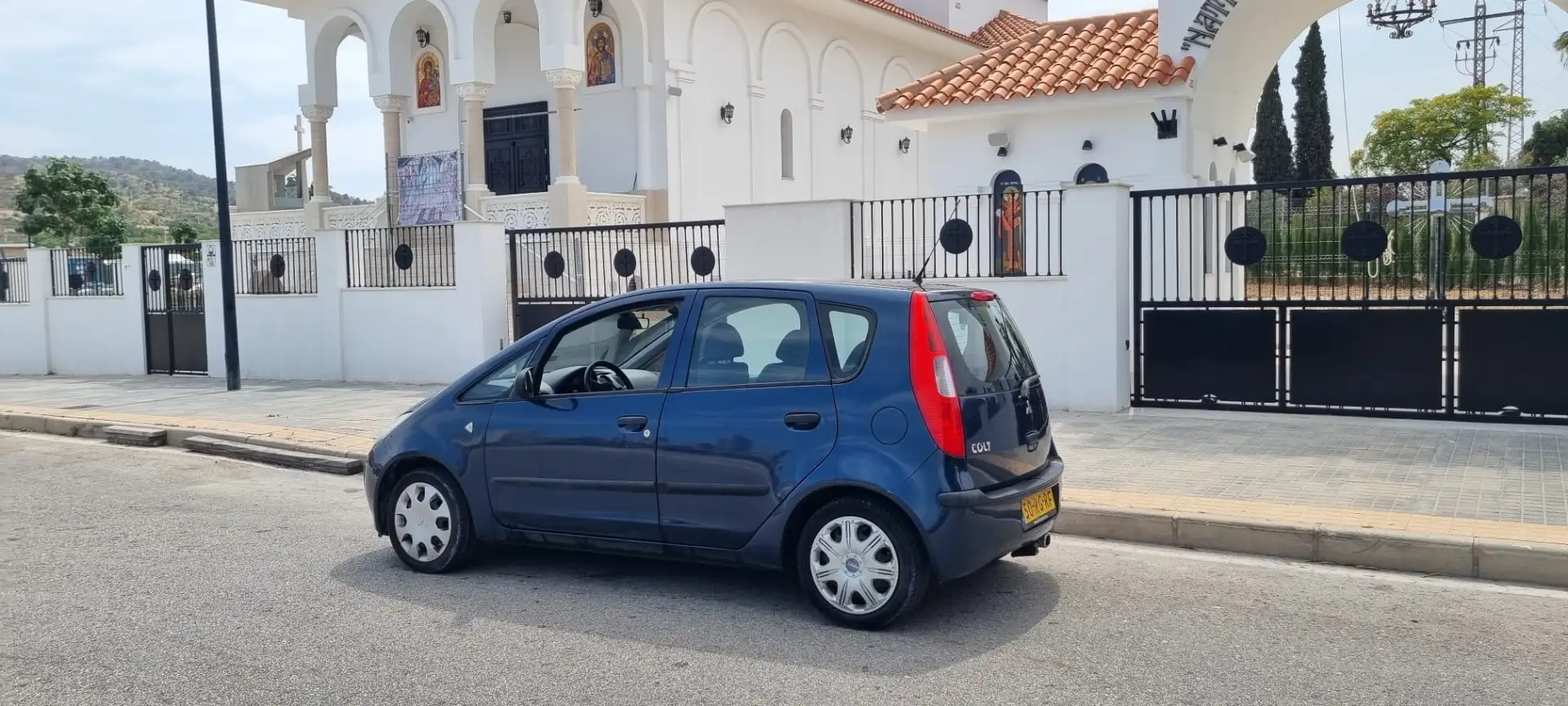 Mitsubishi Colt 1.3 Invite Blue - 2