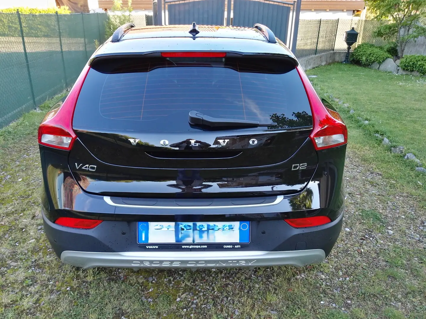 Volvo V40 Cross Country D2 Ocean Race Nero - 2