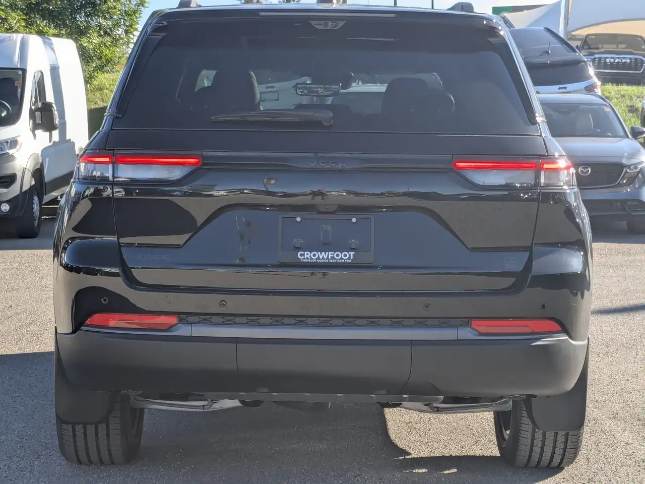 Jeep Grand Cherokee снимка Jeep Grand Cherokee