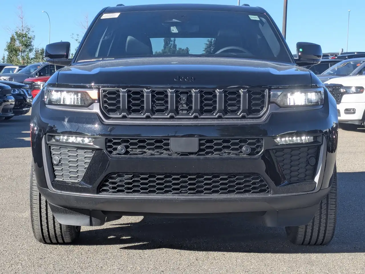 Jeep Grand Cherokee снимка Jeep Grand Cherokee