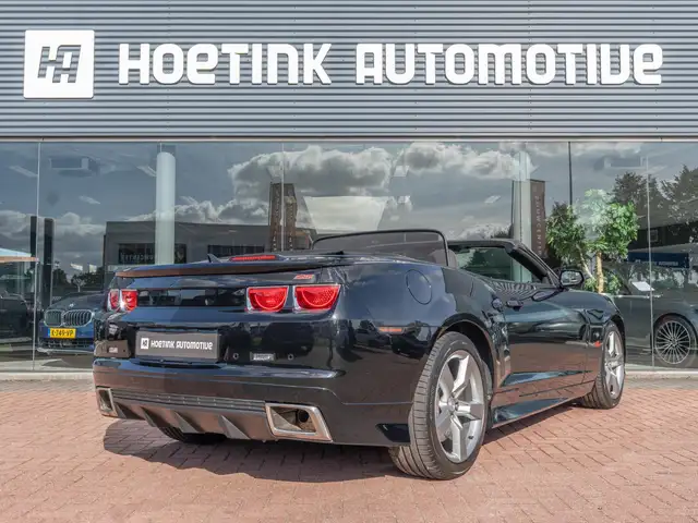 Chevrolet Camaro view 3