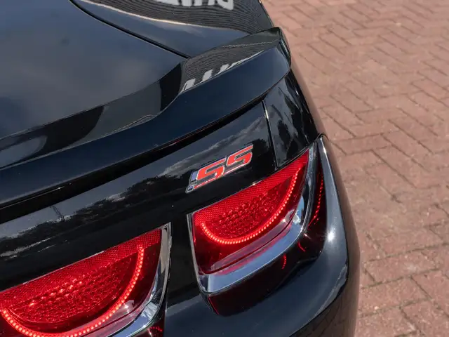 Chevrolet Camaro view 26