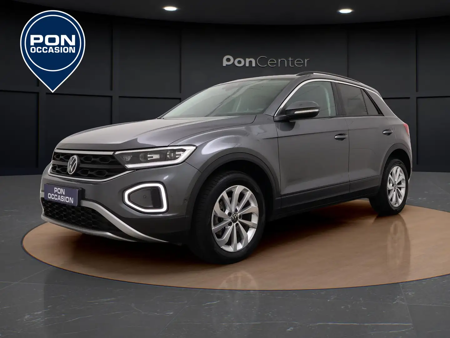Volkswagen T-Roc 1.5 TSI 150PK Life DSG | Apple CarPlay | Park Assi Grijs - 1